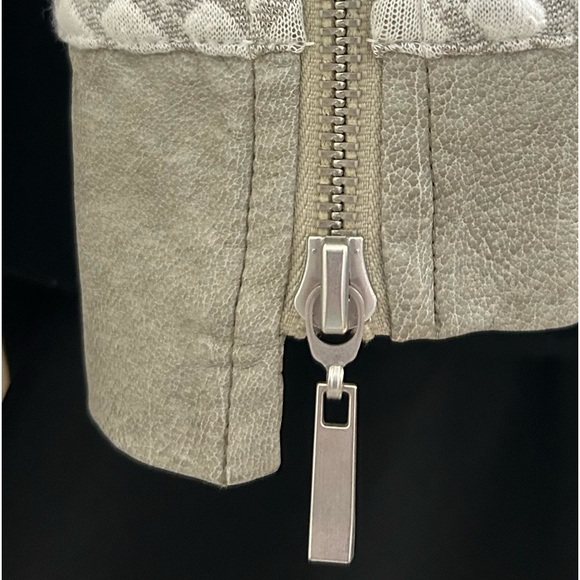 Tart Collections Annette Gray and Ivory Faux Leather Trim Lightweight Top - Picture 5 of 7